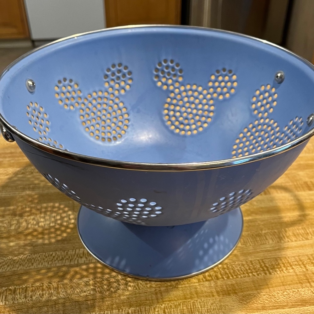 Disney Mickey Mouse rare blue colander strainer with handles